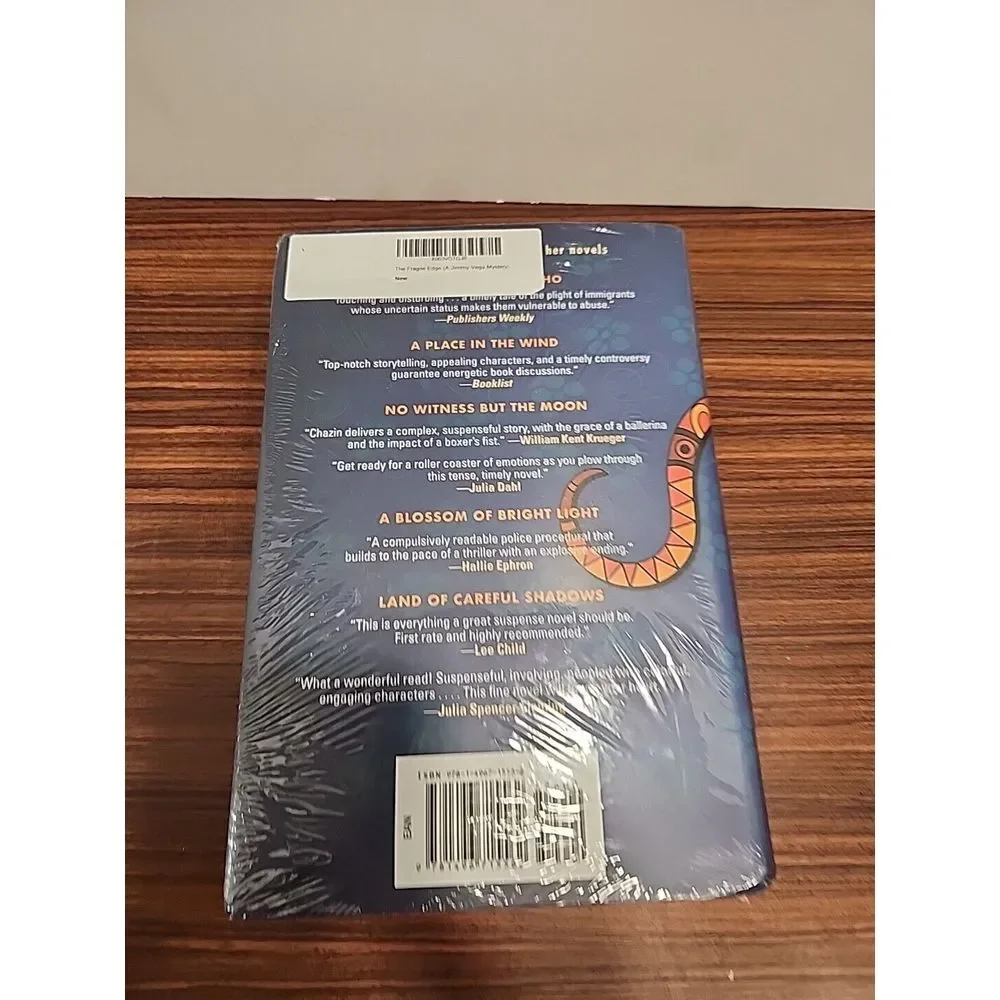 The Fragile Edge by Suzanne‎ Chazin Hardcover